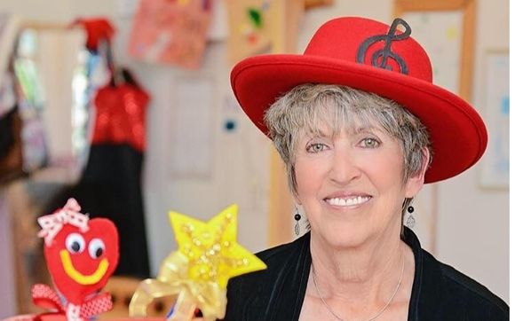 Training for Early Childhood Professionals, Parents & Grandparents by The Singing Bag Solution