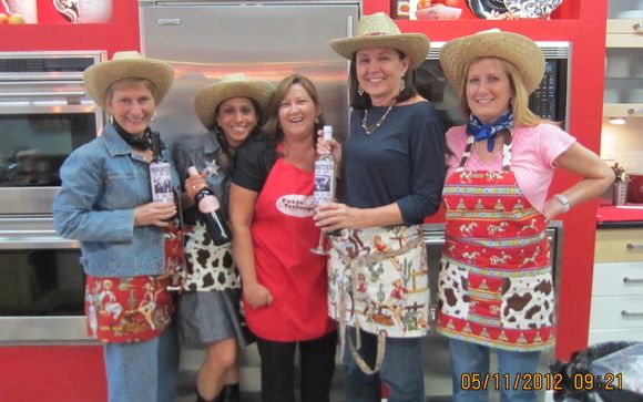 Adult & Corporate Parties & Events by Taste & Technique is  a professional cooking studio for adults and children situated in the business district of Fair Haven.  We offer a variety of classes as well as private events for adults, corporations and children.