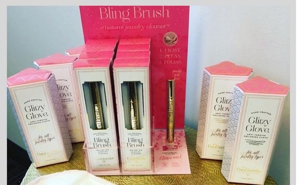 Bling Brush and Glitzy Glove  by S. Taylor Jewellery Appraisal & Consultation