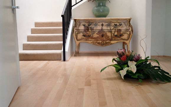 Laminate And Hardwood Floor Installation By Jarrett Floors Of