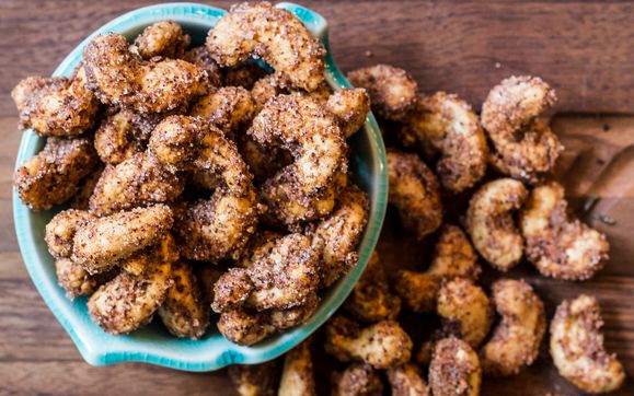 Sugar and Spice Cashews by High Cotton Company, LLC