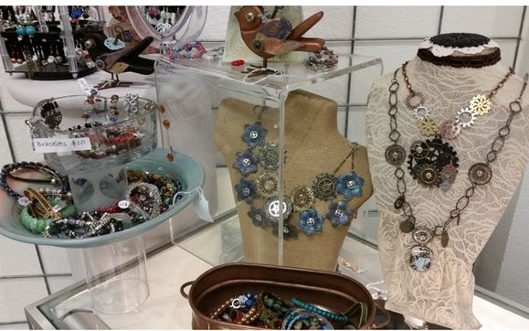 Handmade beadwork jewelry by Southwestern Creations