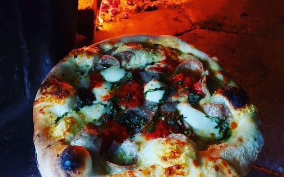 Rick's White Garlic Pizza by Engine 53 Pizza
