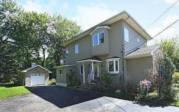 Real Estate - Buying or Selling or Relocation by RE/MAX Professionals I