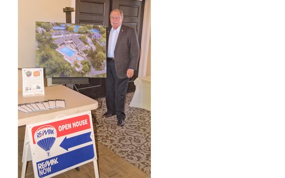 'Neighbor to Neighbor' Broker/Realtor by Residential Real Estate Services