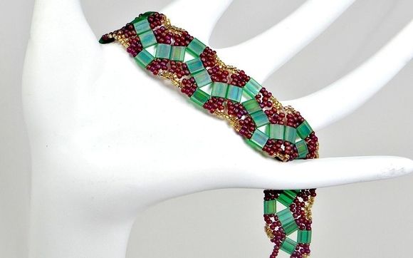 Custom Beaded and Wire Jewelry by Carol Schmauder