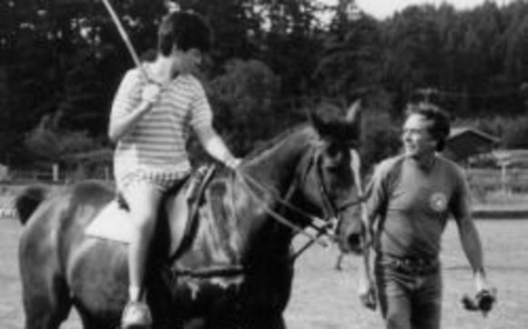 Full service Real Estate  by D F H Real Estate Ltd