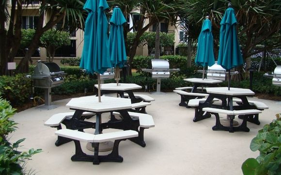 Heritage Hexagon picnic table by American Recycled Plastic Inc - Quality outdoor furniture & plastic lumber products