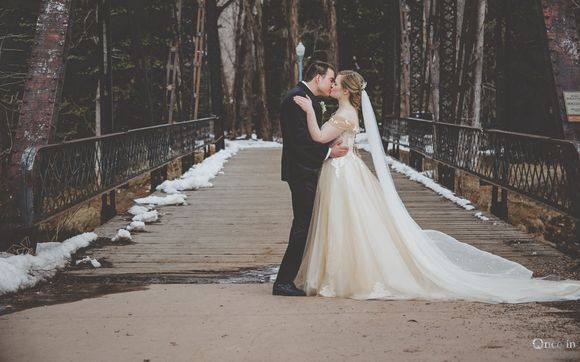 Elopement & Micro-Wedding Photography by Underhill Imagery