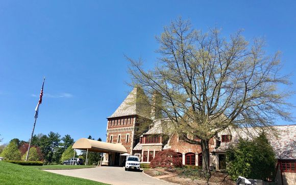 Interior and architectural design for homes and country clubs by Studio JBD and Jefferson Group Architecture