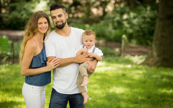 Family Portraits by Confetti Moon Photography