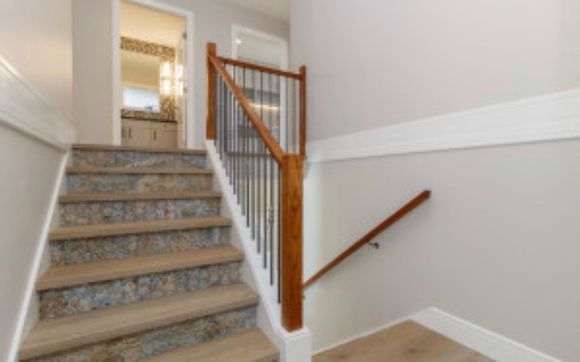 Unique design features by Carol Bednarski Art & Design