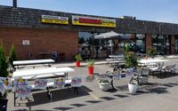 Outdoor Dining by Honkers Pub & Eatery