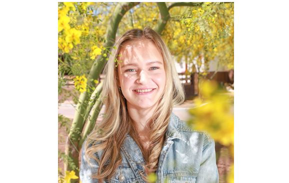 School & Senior Portraits by Foto Memoirs Photography