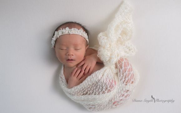 Newborn  by Diana Smyth Photography