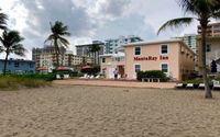 Suites by Mantaray Inn