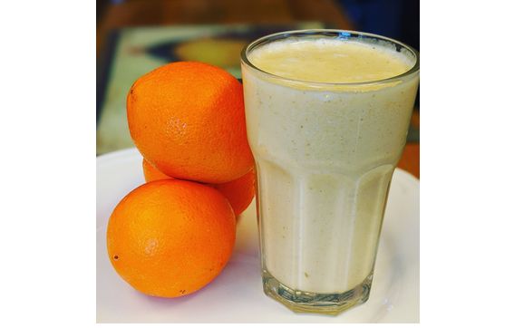 C’s the Day smoothie  by Cafe Organique