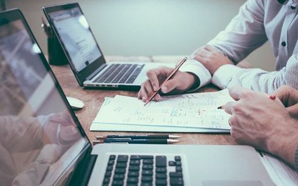 TURN INVOICES INTO CASH FAST! by Everlasting  Financing Solutions