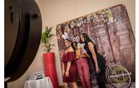 Interactive Mirror Photo Booth services by Beetiful Photo Booth Entertainment