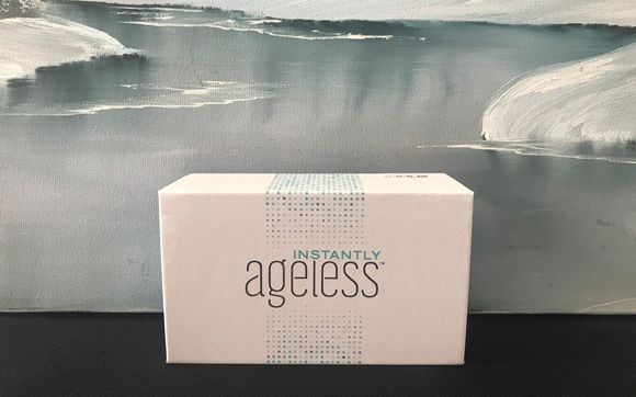 Instantly Ageless 2 Minute Facelift. Shrink fine lines and eye bags from 6 to 9 hours. No need for Botox and needles. by Stephen Smith