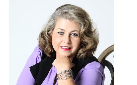 Mini services for face, hands, and feet.  by Jafra Beauty Boss