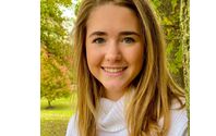 We specialize in School & Senior Portraits by Peter Wallburg Studios