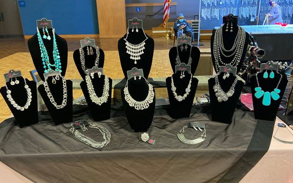 Curbside jewelry store pickup near me