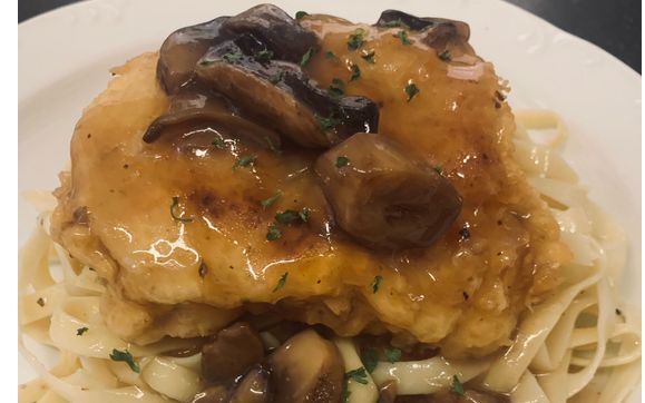 Italian Food by Gathering Pointe Venue & Catering 
