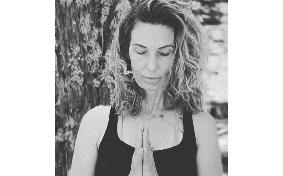 Online Yoga Classes by Yoga teacher