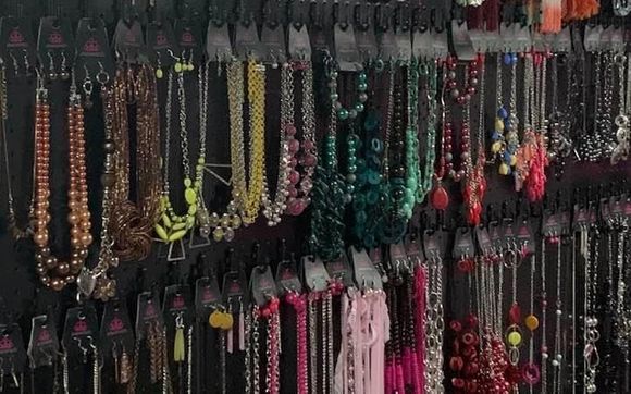 $5 Bling Boutique Now Open by Love, Peace, & Bling