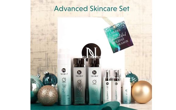 Online shopping for Christmas made easy with our beautiful skincare set. by Neora