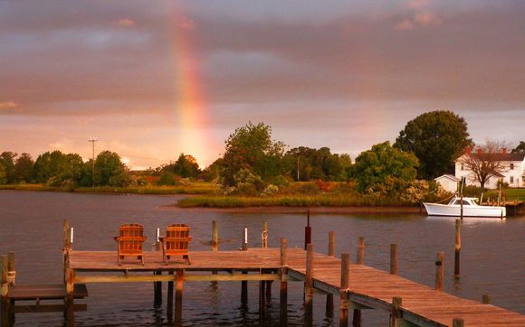 Waterfront Bed and Breakfast by The Inn at Tabbs Creek