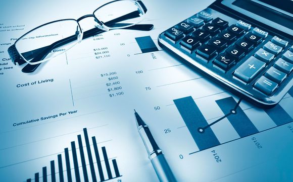 Corporate Year-end Accounting by Bluenose Accounting