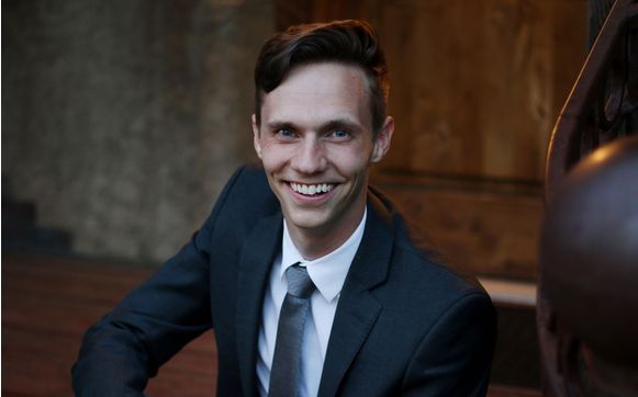 Headshot Photography by Dream With Me Photography