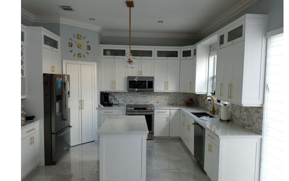 Kitchen Remodeling by Fine Cabinets by MM, Inc