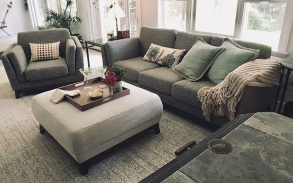 Midcentury Modern Family Room by Sarah Sim Intentional Interiors 