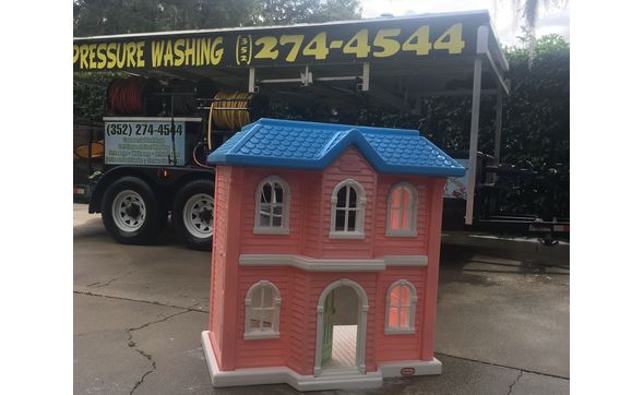 BIG houses or small, we wash them all!  by Jackalopes Pressure Washing Services, LLC