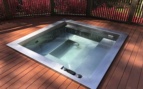 Bradford Stainless Steel Hot Tub 770 SS by Harbor Hot Tubs - Sparkling ...