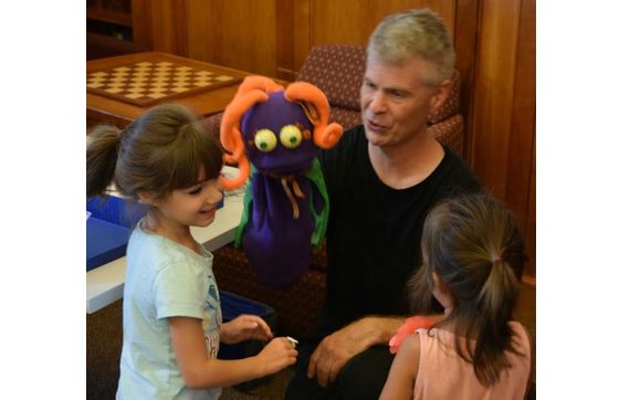 Puppetry Workshop by Wump Mucket Puppets