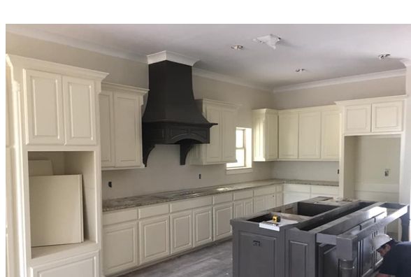 Custom cabinets and granite  by Segundos Custom Cabinets  and H&E countertops 