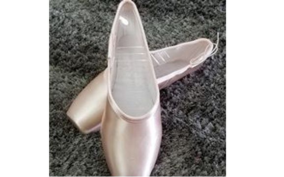 Pointe' Shoe fittings by Eleve' Dance Boutique LLC