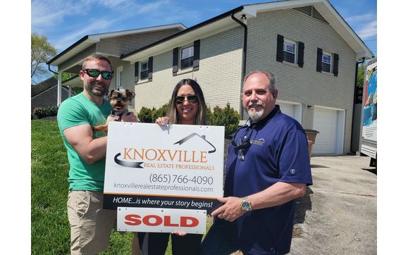 Saucedo Closing by Knoxville Real Estate Professionals Inc.