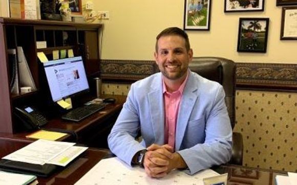 Financial services and advice  by Daniel T. Minich, APMA, MBA 