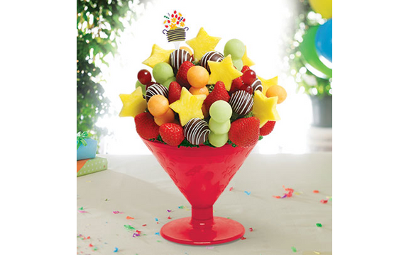 Edible Arrangements® fruit baskets - Happy Birthday Balloon Bundle made  with M&M'S® MINIS