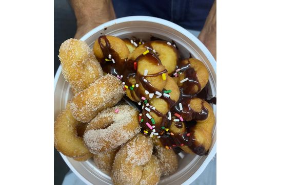 Mini donuts!!  by Holelottadonuts