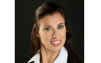 Headshot Photography by Tropical Photography