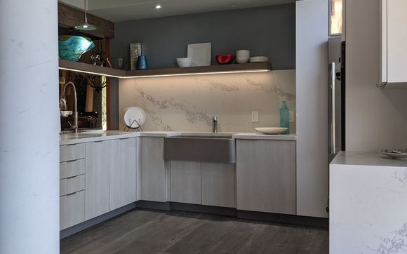 Kitchen design and custom built cabinetry. by San Luis Kitchen Company