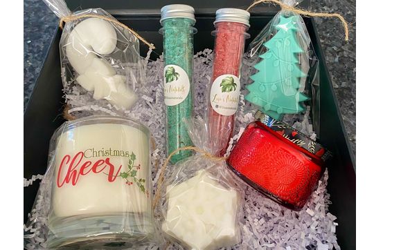 Holiday Gift Box by Lisa's Naturals