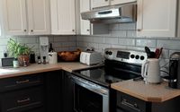 New Reface Complete Nice!! by Campbell River Cabinet Refacing