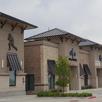 Medical/Office Condo on  hard intersection of SH121/Independence Pkwy for Sale/Lease by Selling/Leasing Retail/Medical/Professional Office Condos in McKinney, TX